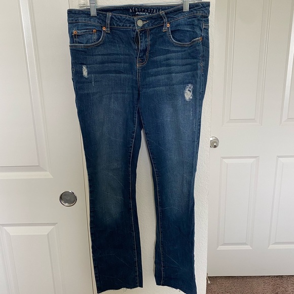 Jeans - Picture 1 of 7